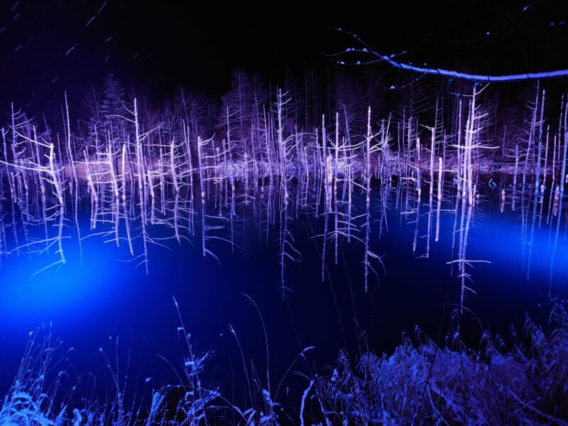 青い池　冬3